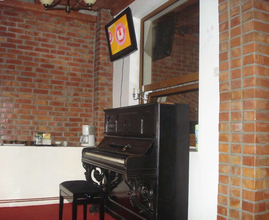 Hotel Zara Roman Luaran gambar