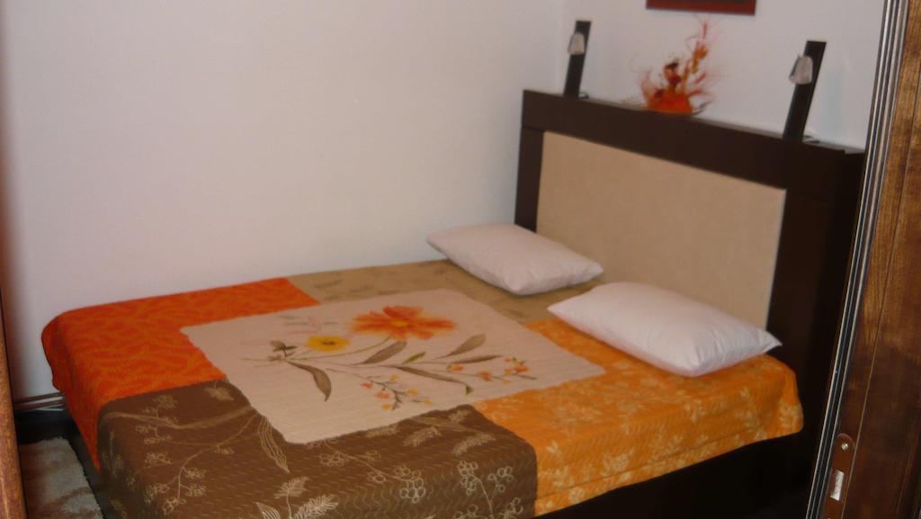 Hotel Zara Roman Bilik gambar