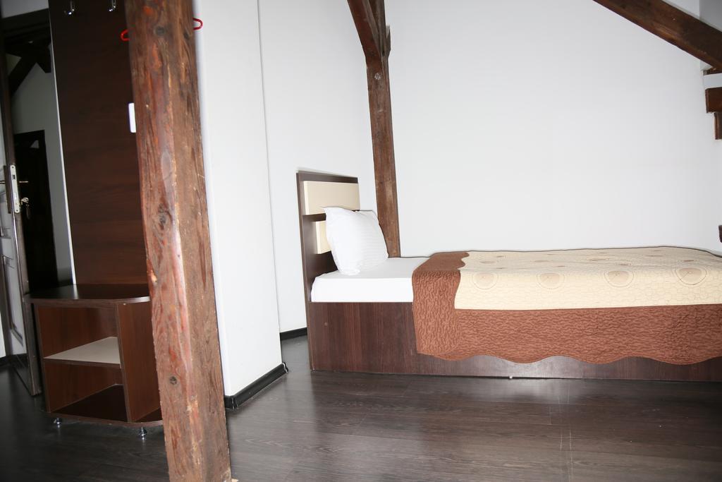 Hotel Zara Roman Luaran gambar