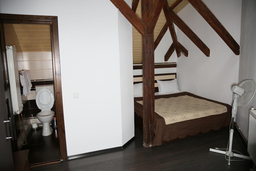 Hotel Zara Roman Luaran gambar