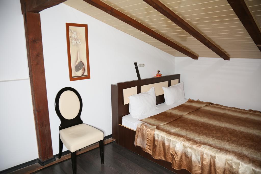 Hotel Zara Roman Luaran gambar